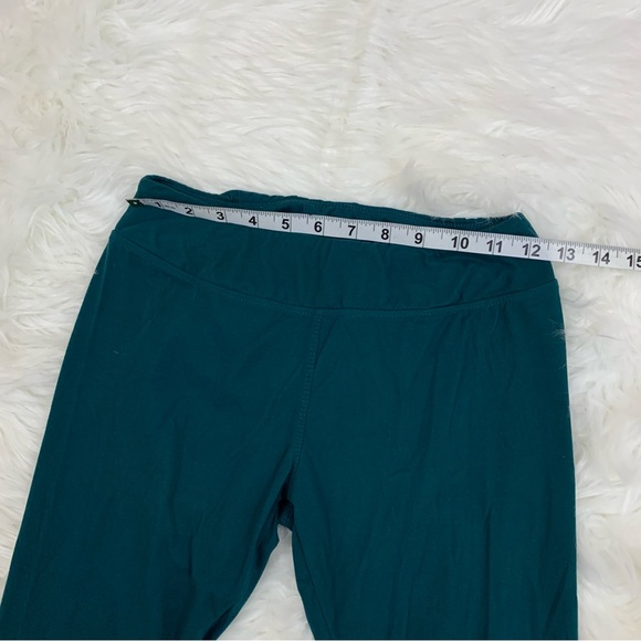 Hot Kiss Teal Athletic Capri Leggings - Picture 7 of 12